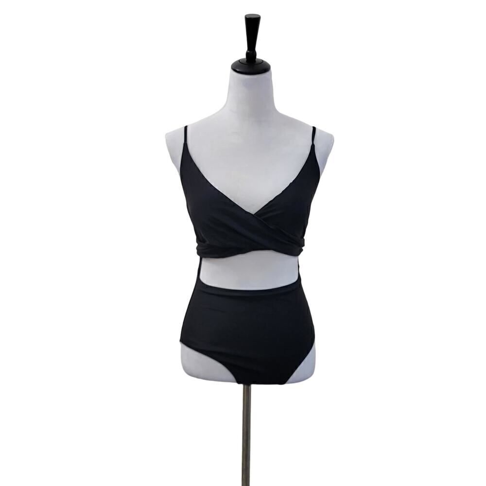 True Wrap Cut Out Bathing Suit V Neck Adjustable Straps Padded Back Tie Size M
